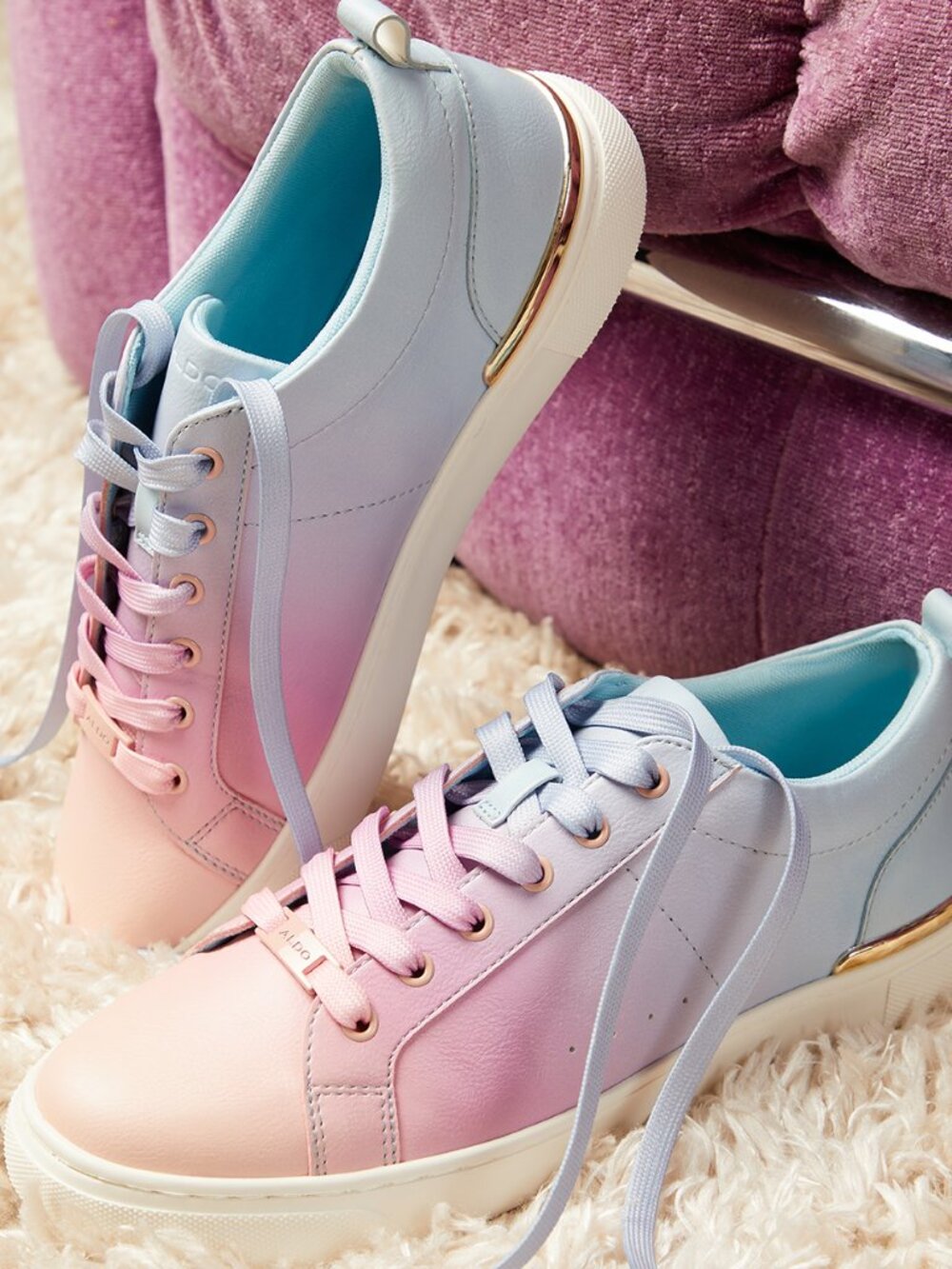 Aldo - Dilathielle Low Top Sneakers - Size 8.5 US